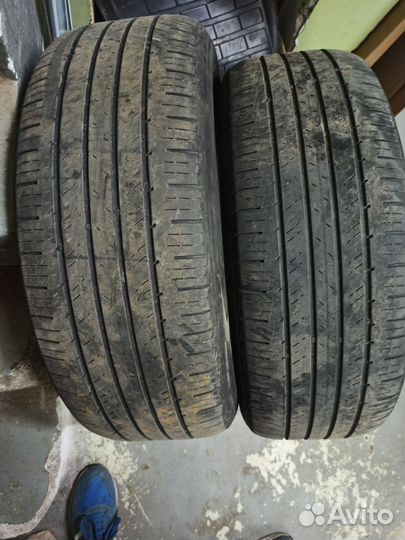 Kumho Crugen Premium KL33 235/55 R19