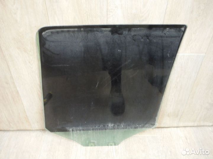 Стекло двери задней правой (№30) Freelander 1 1999