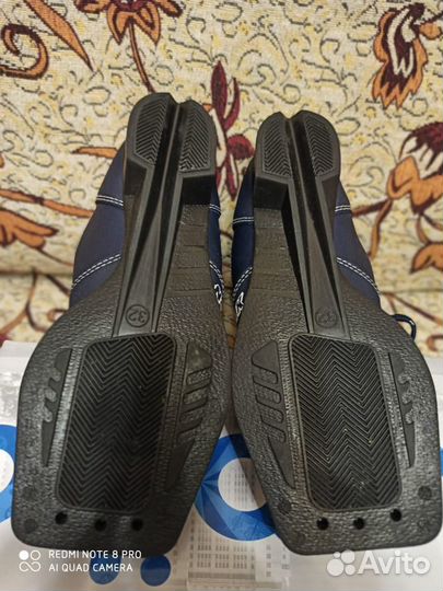 Лыжные ботинки детские, р-р 32