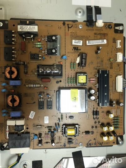 Телевизор на разбор LG 47LM761T