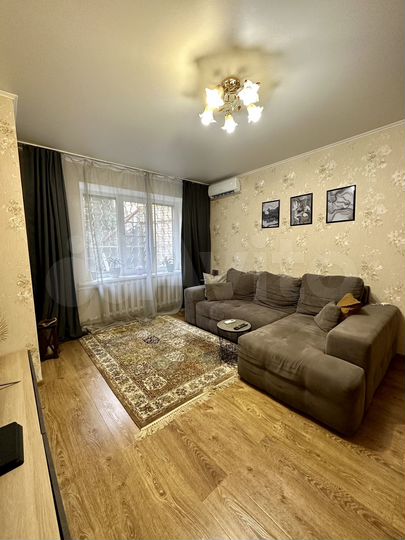4-к. квартира, 78 м², 1/6 эт.