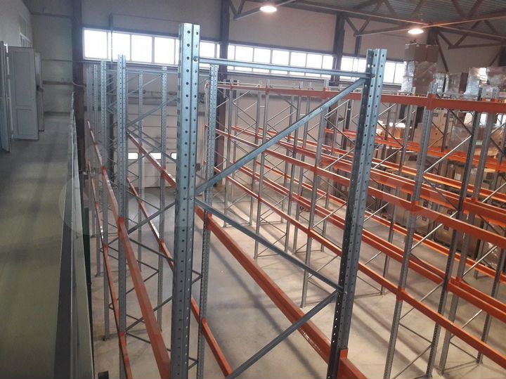 Склад, 396.7 м²