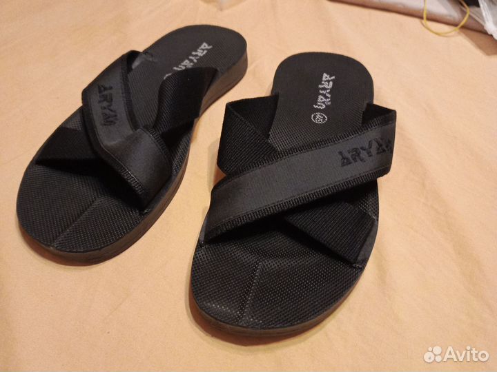 Шлепанцы Aryan 45 новые см фото