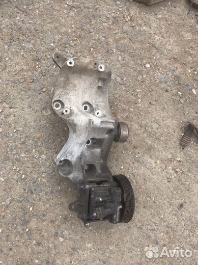 Насос гур ниссан террано D10 1.6