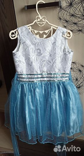 Нарядное платье