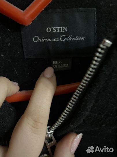 Пальто весеннее с капюшоном