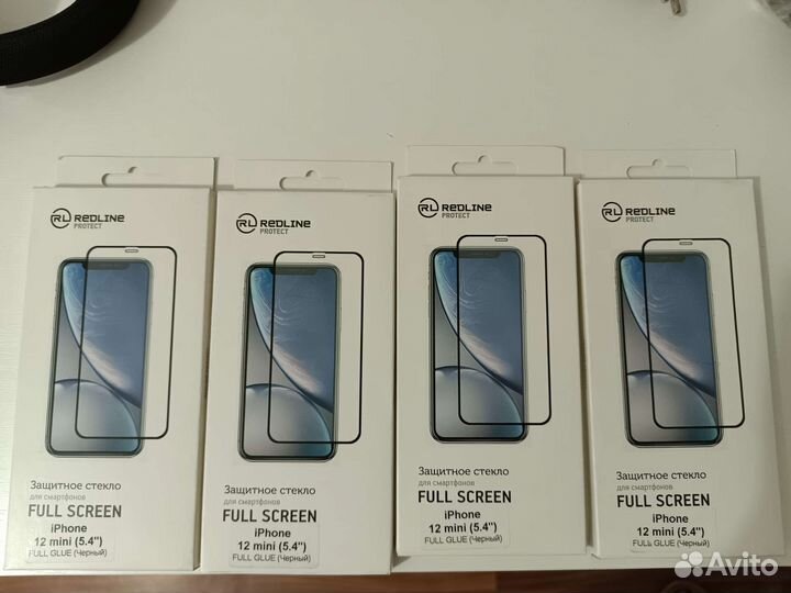Защитные стекла на iPhone 12 mini