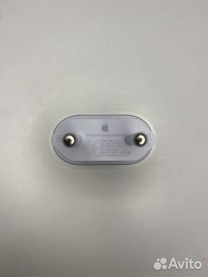 Оригинальная зарядка на iPhone 20w