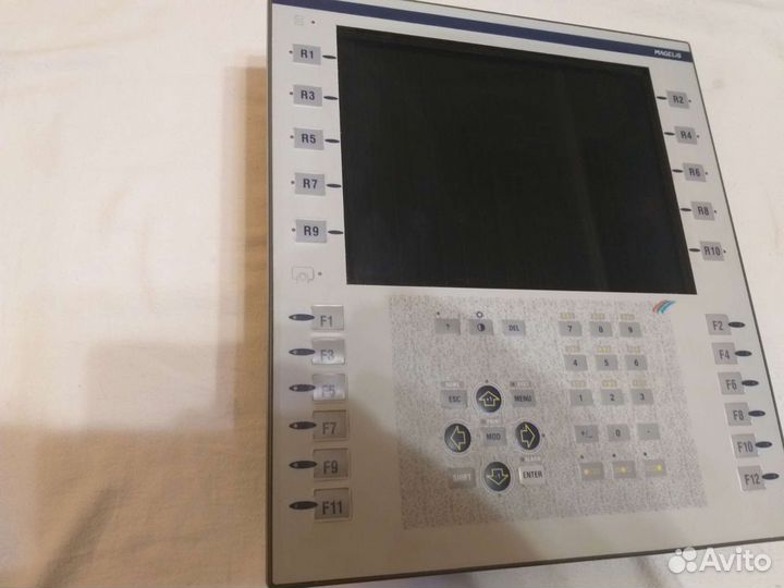 Панель оператора Telemecanique xbtf024110