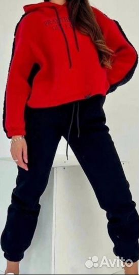 Костюм женский