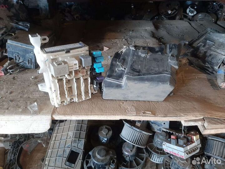 Блок предохранителей тойота рав 4