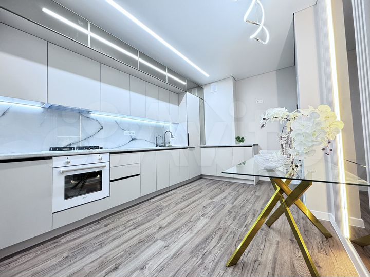 3-к. квартира, 72 м², 14/16 эт.