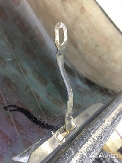 Стекло заднее Audi 100 4A2 AAR 1991