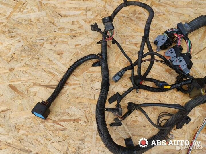 Проводка двигателя Mitsubishi Carisma рест. 2003