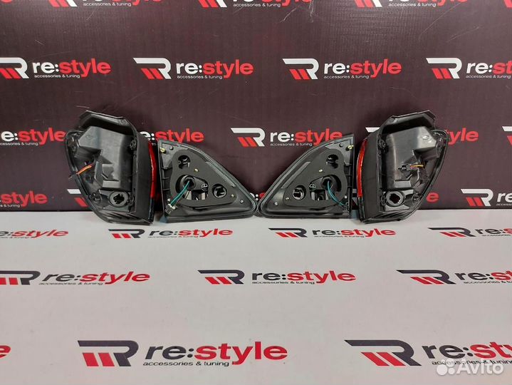 Стопы Toyota Harrier 10 LED Красно-черные S2074