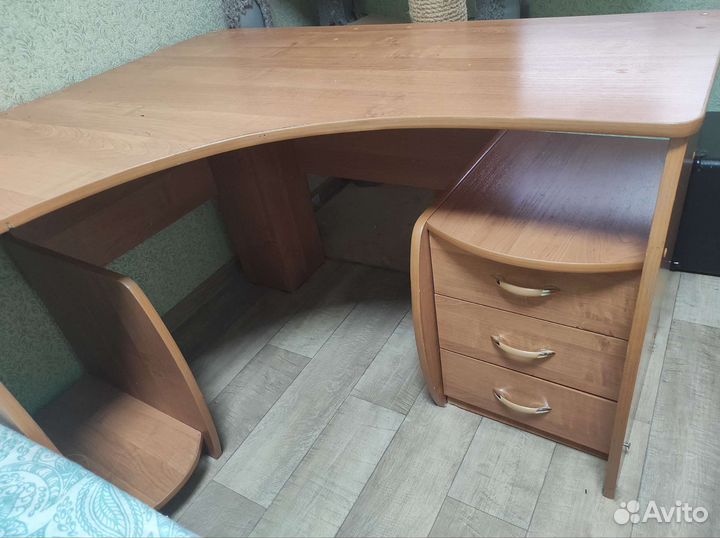 Компьютерный стол бу
