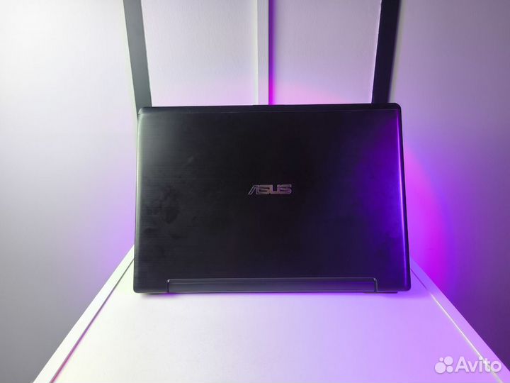 Игровой Ноутбук asus (core I7 / geforce GT740M )