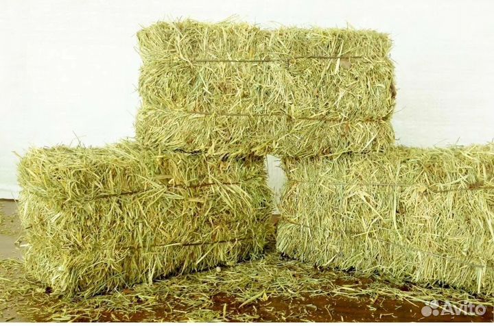 Тюкую сено-солома