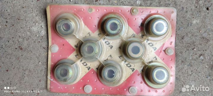 Маслосъемные колпачки ваз 2105