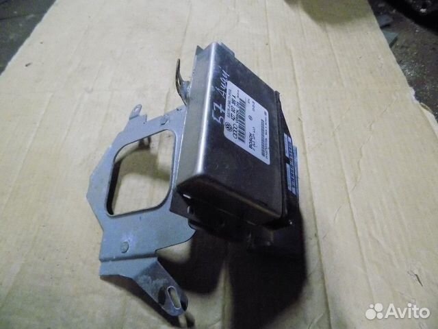 Кронштейн (сопут. товар) Allroad quattro 2000-2005