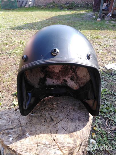 Мотоциклетный шлем - каска