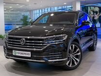 Volkswagen Touareg 3.0 AT, 2019, 28 930 км, с пробегом, цена 6 727 000 руб.