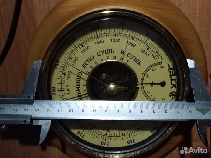 Барометр с термометром утёс бтк-са 18