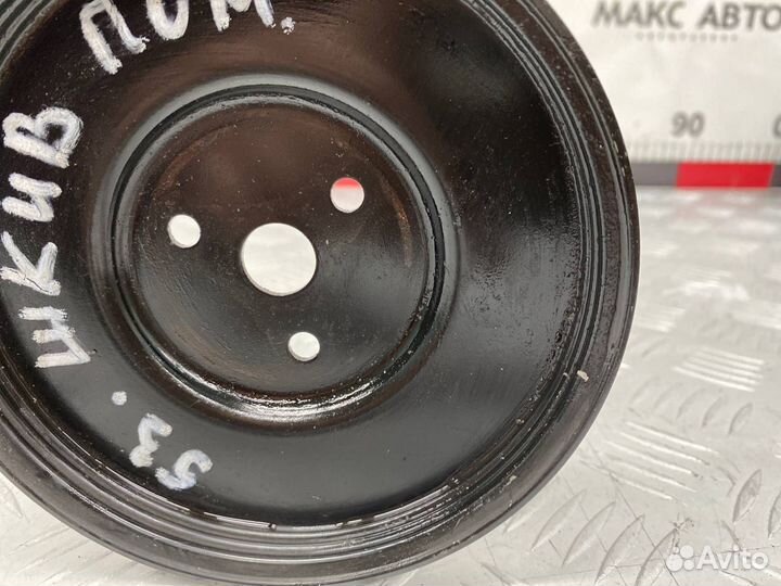 Б/У шкив помпы Mazda Demio 1 DW3W B3 1.3 Л