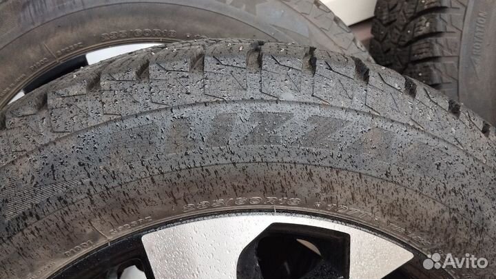 Bridgestone Blizzak Spike-02 SUV 235/60 R18 107