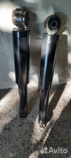 Амортизаторы оригинальные задние mercedes viano
