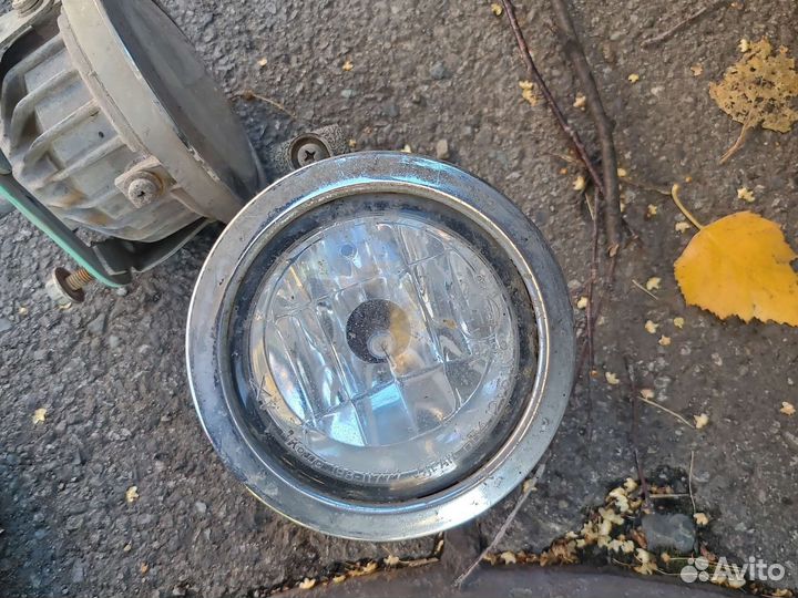 Противотуманные фары Subaru