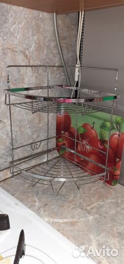 Угловая полка в ванную