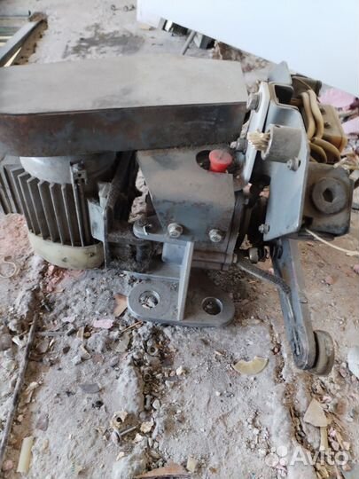 Редуктор лифтовой