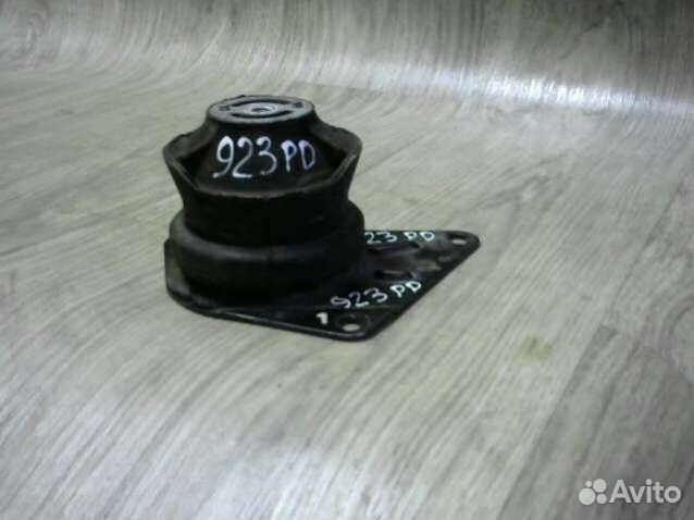 Подушка двигателя Volkswagen Polo 3