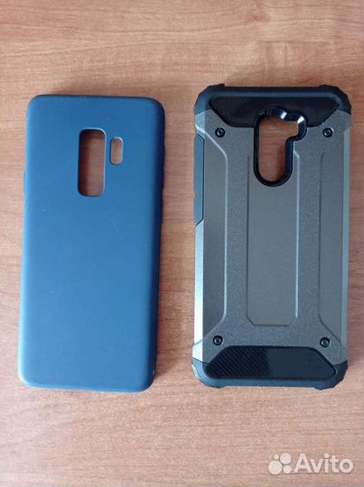 Чехлы на Покафон F-1