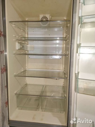 Холодильник на запчасти