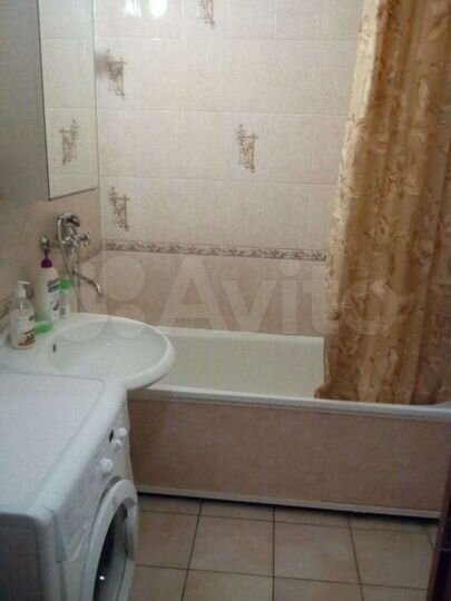 Комната 22 м² в 3-к., 19/25 эт.