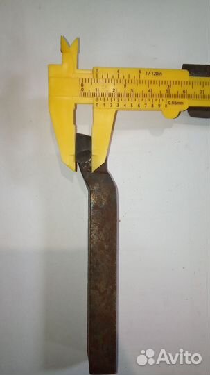 Резцы токарные