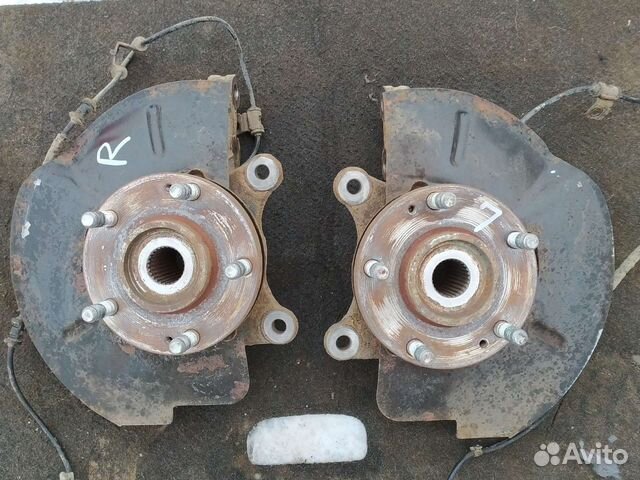 Передний поворотный кулак KIA sportage 3