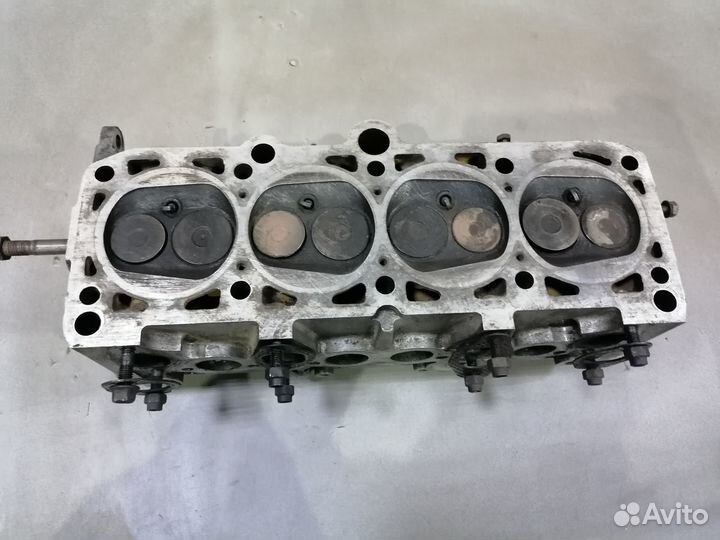 Головка блока цилиндров 1.8 SF VW Golf II 1983-199