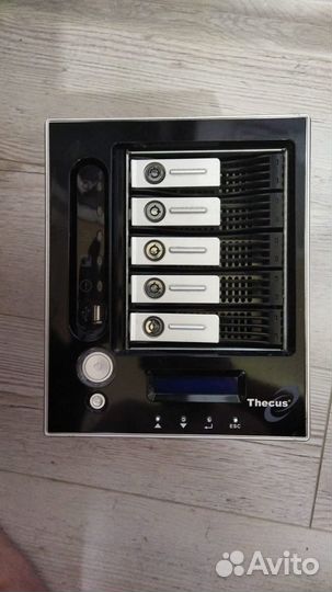 NAS Сетевое хранилище Thecus N5200