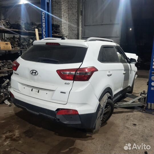 В разборе Хендай Крета двигатель 2.0 G4NA АКПП 4WD