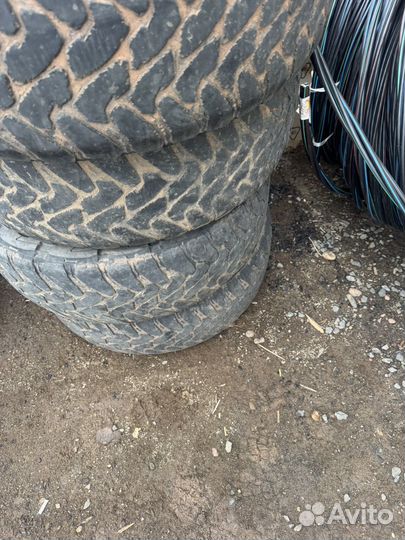 Toyo Open Country M/T 265/65 R17