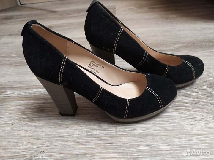 Туфли разные новые