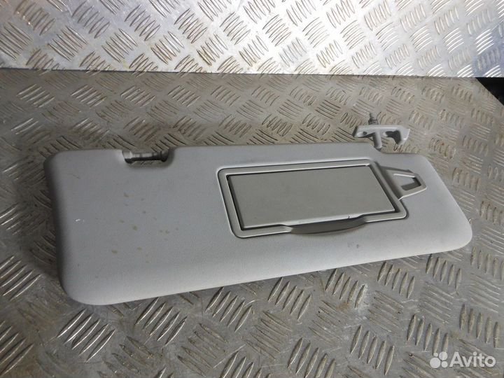 Козырек солнцезащитный правый Мерседес 164