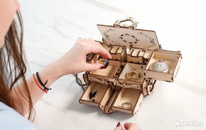 Подарок Сувенир пазл ugears «Антикварная Шкатулка»