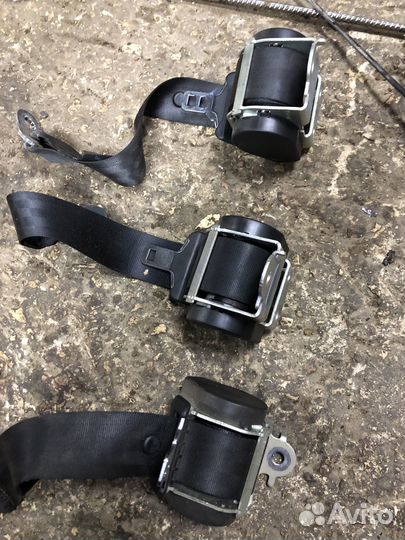 Задний ремень безопасности Renault Logan 1