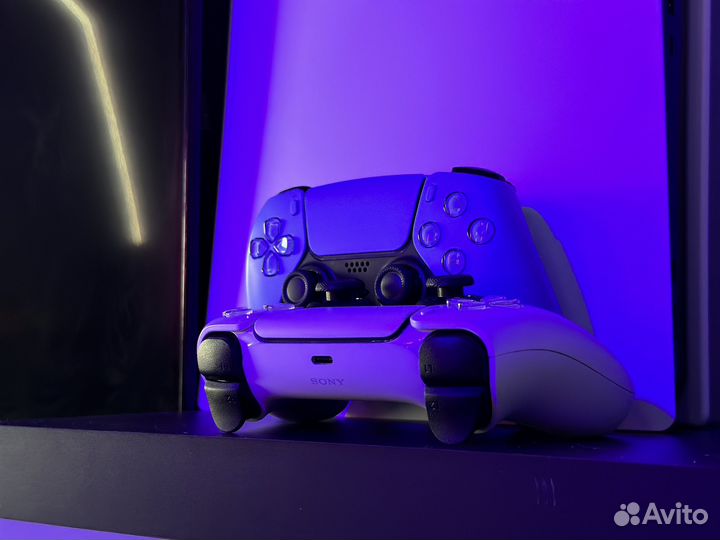 Ведущий игр/Оператор