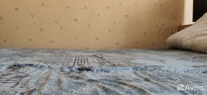 Кровать двухспальная с матрасом бу ш:150 д:200