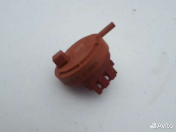 Двигататель стиральной машины,ремень,плата и д.р